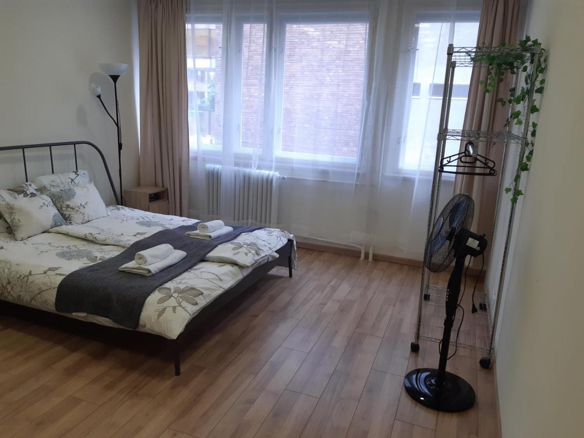 Madach Central Apartment — Fotók 1